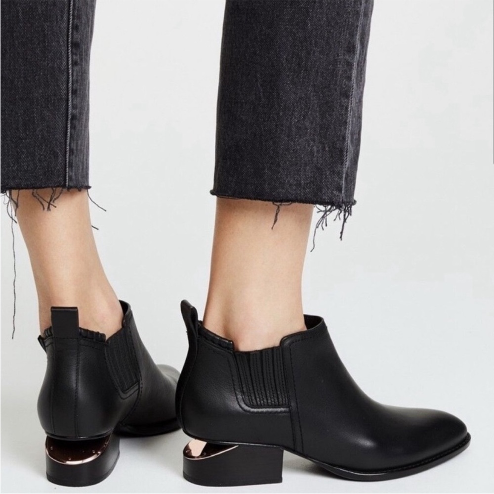 NWB Alexander Wang Kori boots, rose gold heel size 39.5